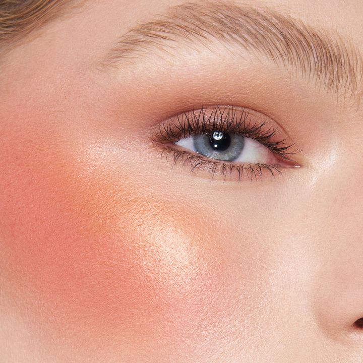 charlotte-tilbury-blushglow-glide-palatte-75gr-blashis-da-hailaiteris-palitra-photo-3
