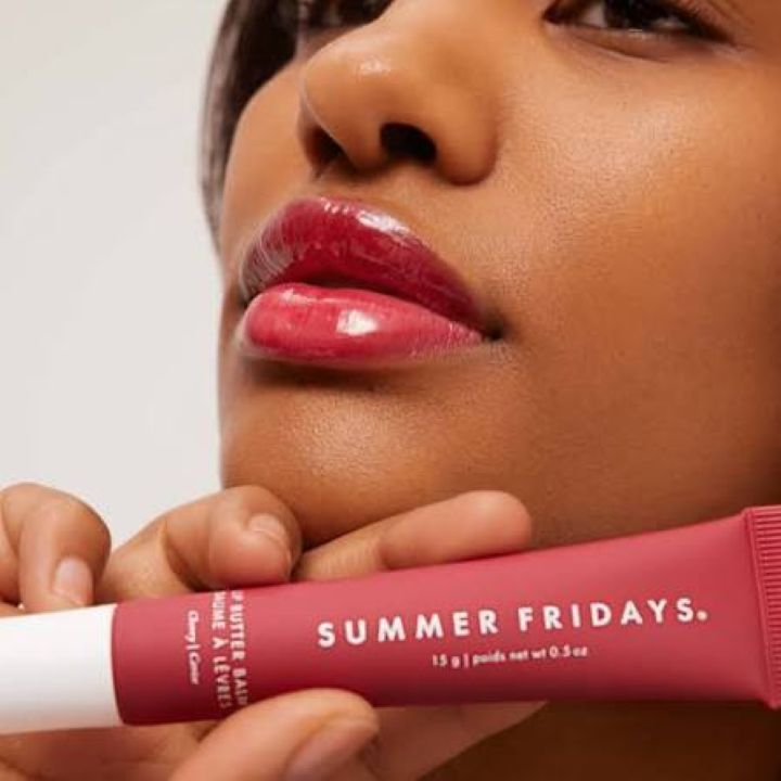 summer-fridays-lip-butter-balm-cherry-tuchis-balmi-photo-2
