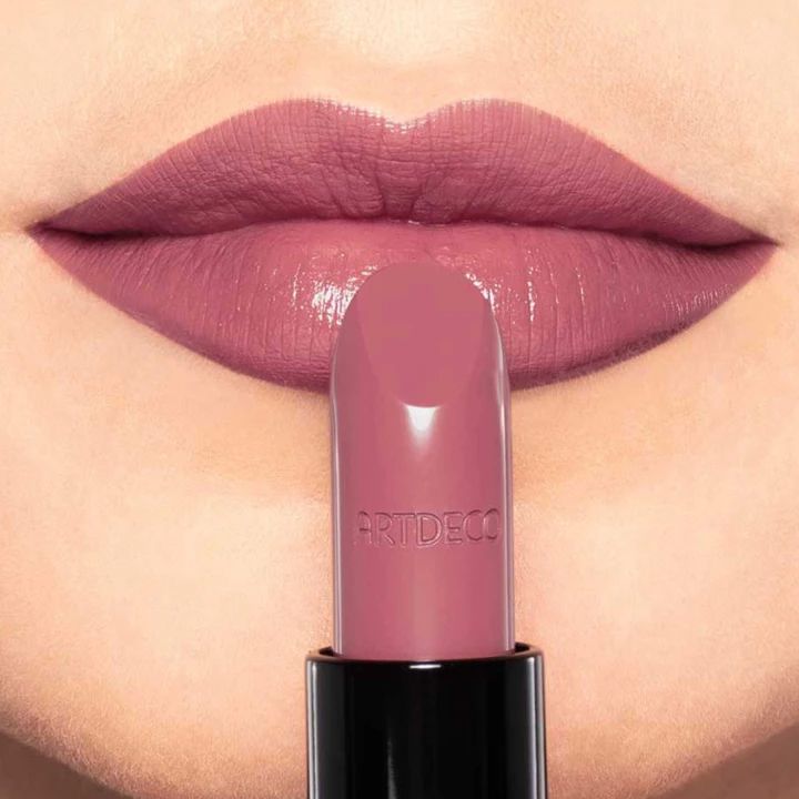 artdeco-perfect-color-lipstick-tuchsatskhi-photo-3