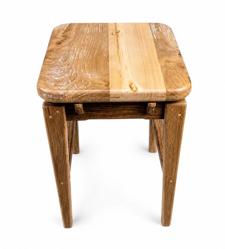 oda-reclaimed-oak-stool-khelnaketi-khis-skami-photo-3