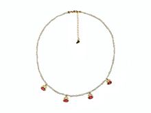 Product image of De Aure Red Crabs მარგალიტის ყელსაბამი ჩარმებით