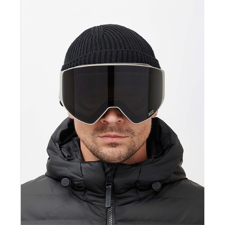 messy-weekend-clear-xe2-light-grey-dark-grey-satkhilamuro-satvale-photo-4