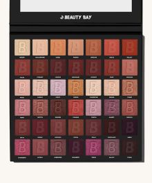 Product image of Beauty Bay Rich 42 Colour Palette თვალის ჩრდილების პალეტი