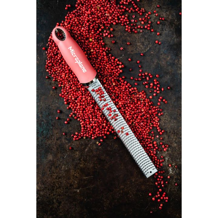 microplane-46123e-premium-lipstick-pi-sakhekhi-photo-3