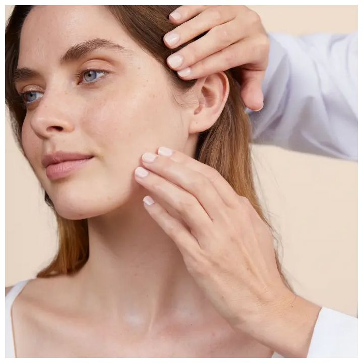 avene-essential-gentle-toning-lotion-sakhis-gamtsmendi-losioni-mgrdznobiare-mshrali-kanistvis-200ml-photo-2