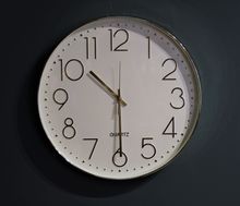 Product image of კედლის საათი - კრემისფერი ციფერბლატით 50 სმ - მყარი პლასტმასი