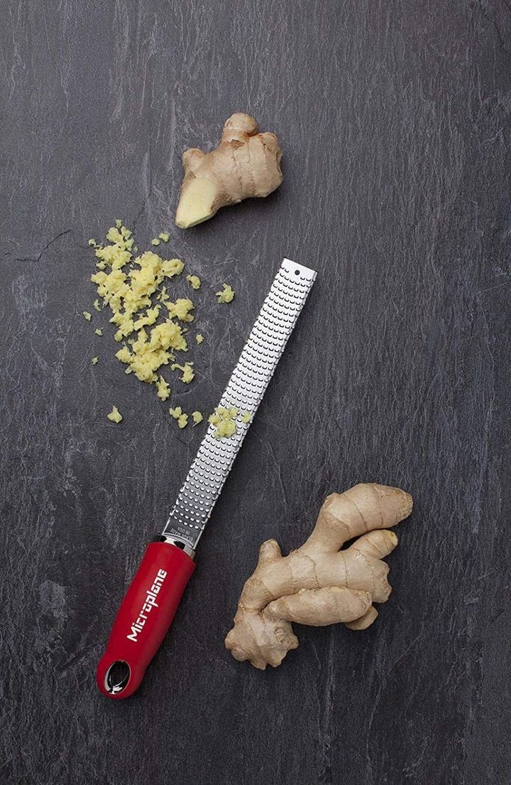 microplane-46120e-premium-zester-red-sakhekhi-photo-3