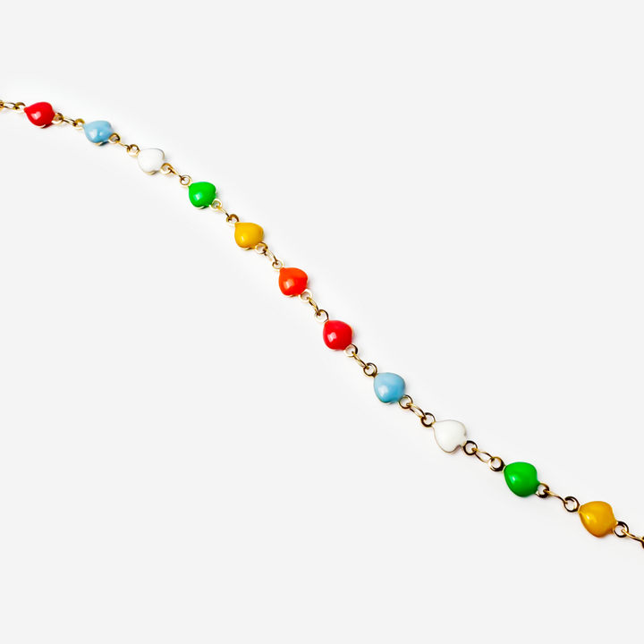 titanis-mooqrovili-fekhis-samajuri-feradi-gulebit