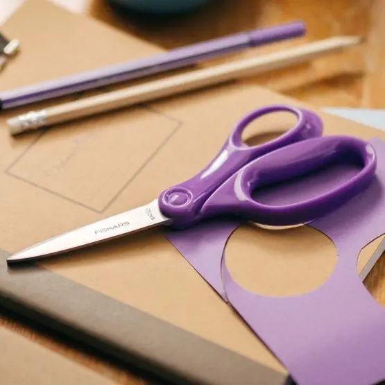 fiskars-stud-scissors-18cm-purple-sakantselario-makrateli-photo-4
