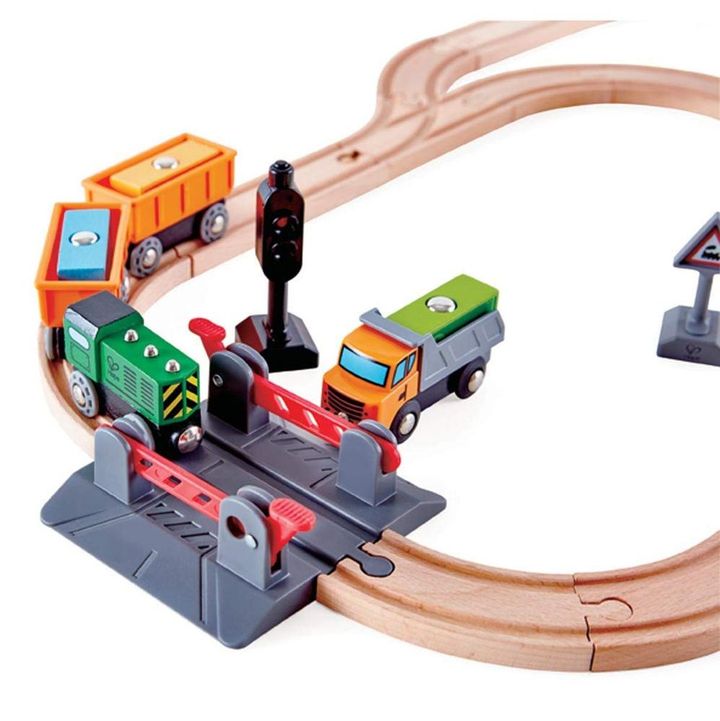hape-crossing-crane-set-satamasho-transporti-photo-3