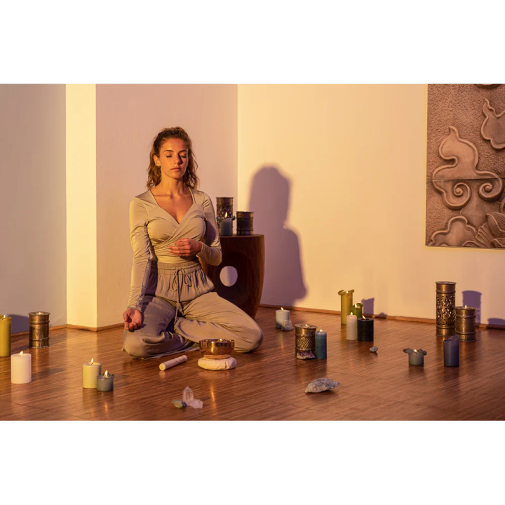 meinl-sb-se-600-singing-bowl-145-155cm-diam-550-650g-special-engraved-momgherali-tasi-photo-3