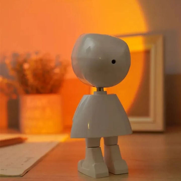 sunset-lamp-astronaut-sanati-mzis-chasvlis-efeqtit-photo-3