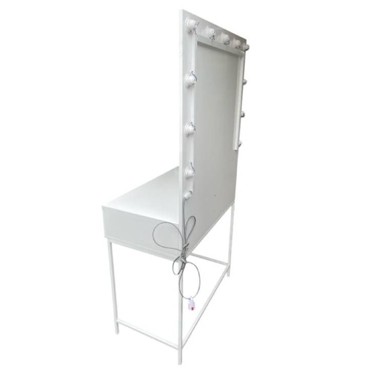 vizazhis-da-makiazhis-magida-ganatebit-photo-4