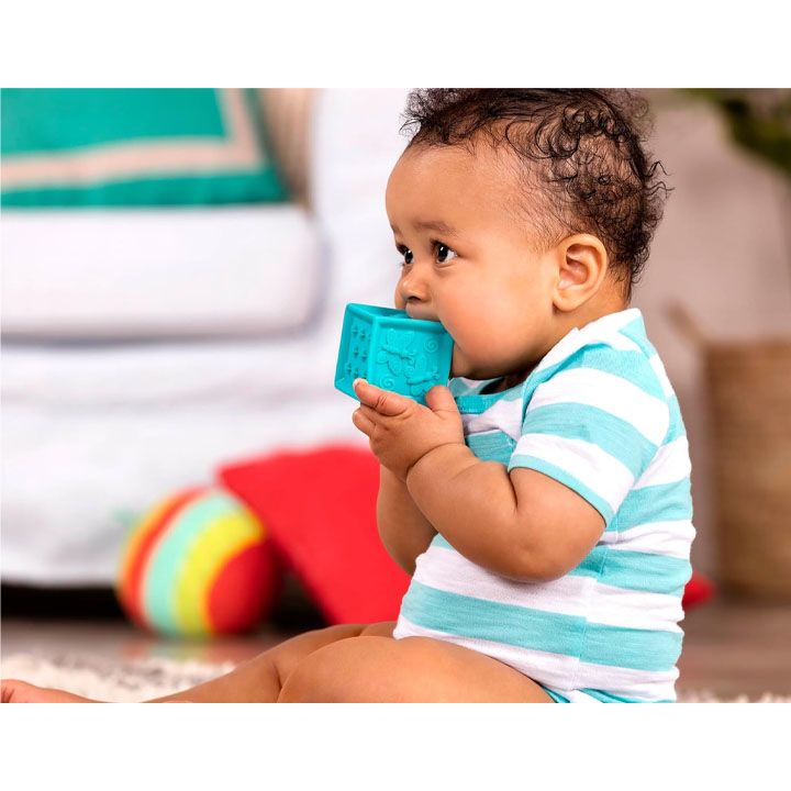 gansavitarebeli-kubebi-btoys-bx1481z-one-two-squeeze-soft-blocks-photo-2