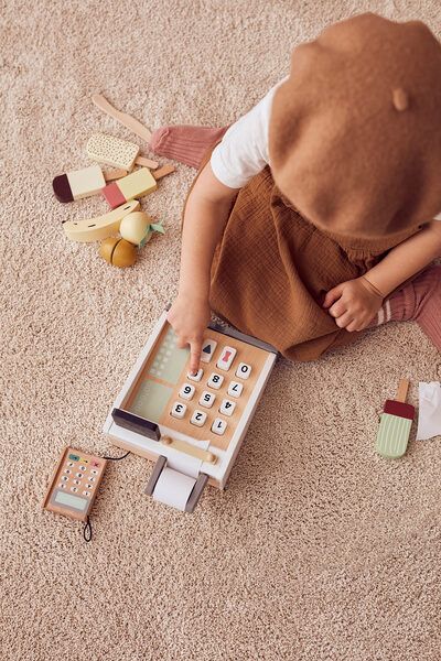 kids-concept-satamasho-salaro-aparati-photo-2