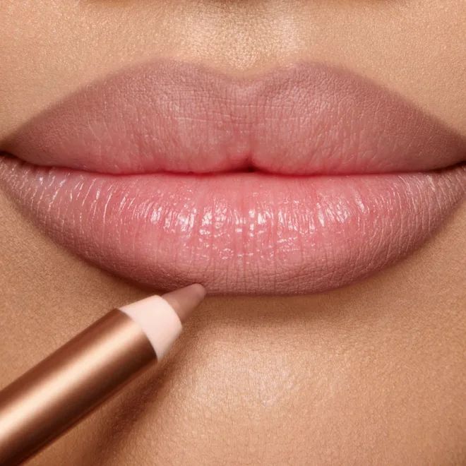 charlotte-tilbury-glossy-lip-duo-nude-pink-sasachuqre-nakrebi-photo-3