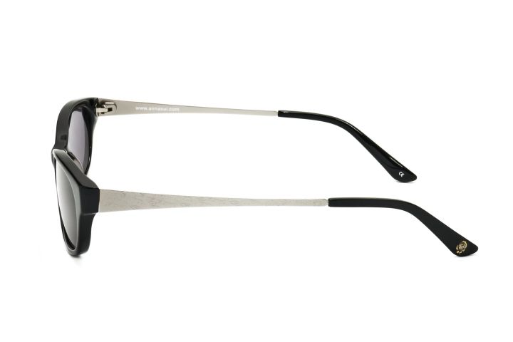 anna-sui-black-sunglasses-mzis-satvale-photo-2