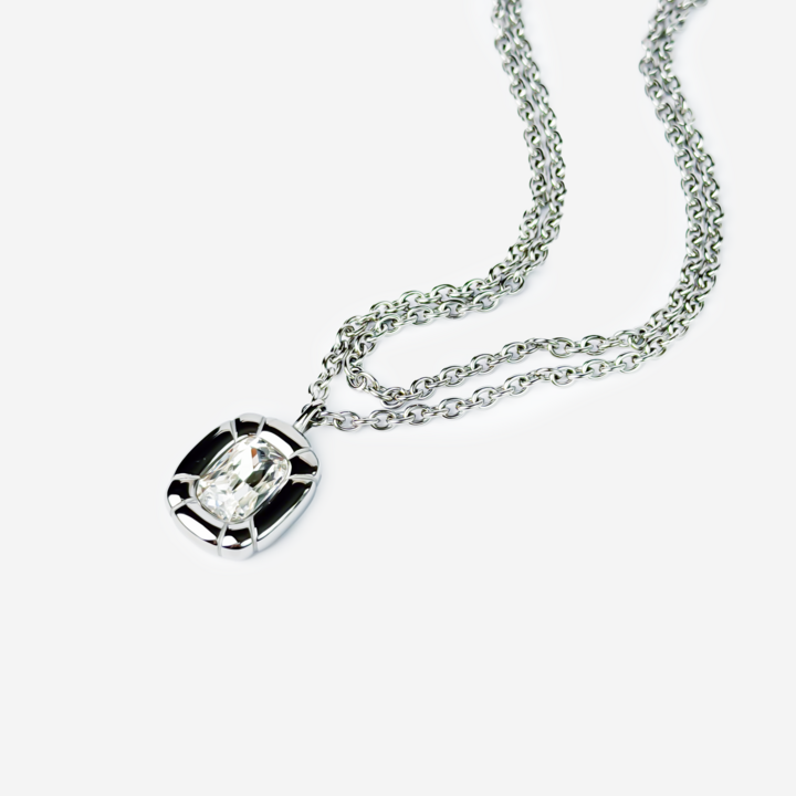 titanis-mooqrovili-vertskhlisferi-qelsabami-tvlit-photo-2