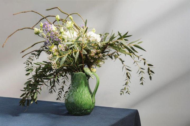 pitcher-with-bird-doqi-chitebit-photo-3
