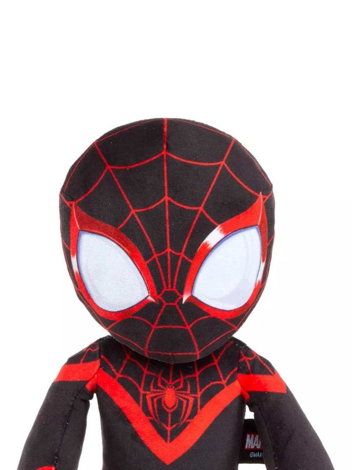marvel-plush-spiderman-fumfula-plushi-photo-2