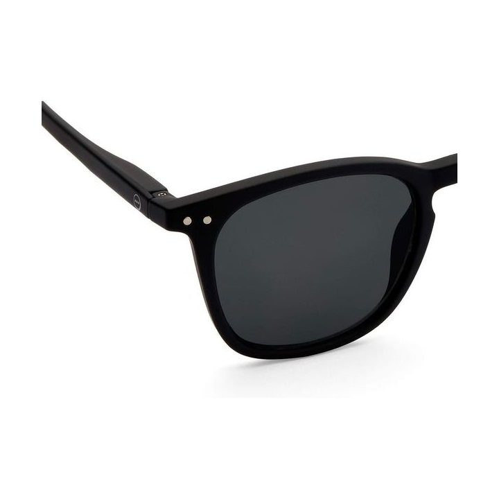 giggles-e-sun-black-mzis-satvale-photo-2