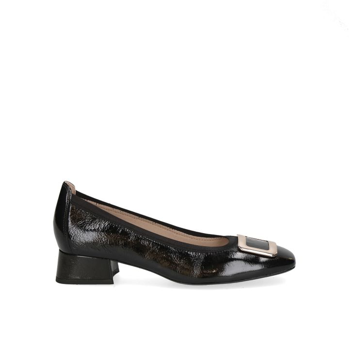 caprice---5787-klasikuri-fekhsatsmeli