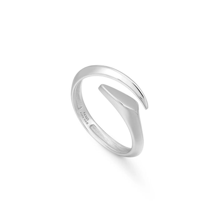 ania-haie-r049-01h-qalis-bechedi