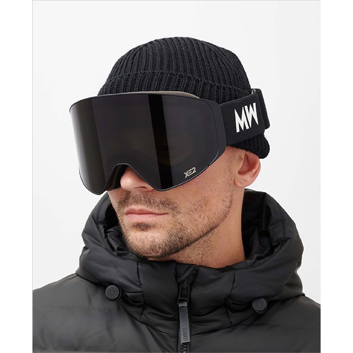 messy-weekend-clear-xe2-black-dark-grey-satkhilamuro-satvale-photo-4