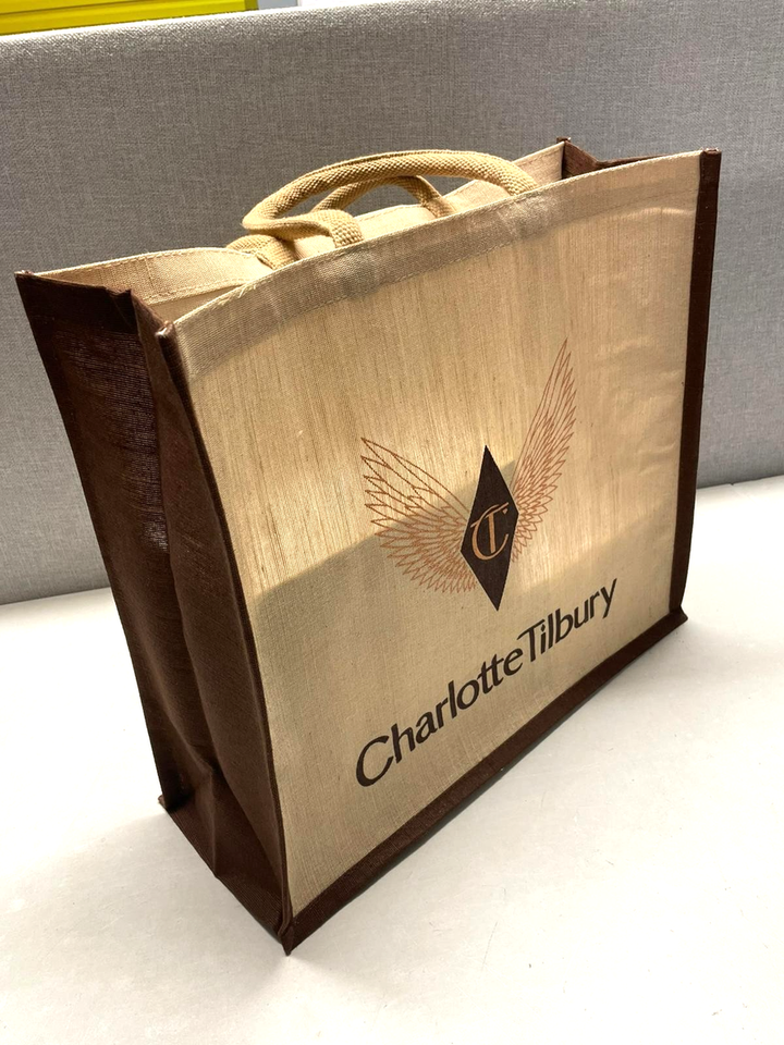 charlotte-tilbury-bag-chanta-photo-3