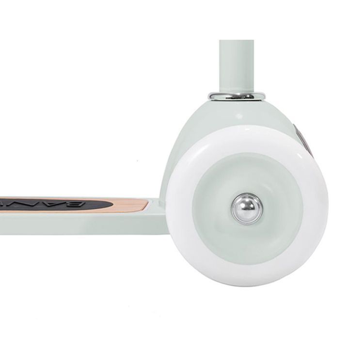 banwood-skuteri-photo-3