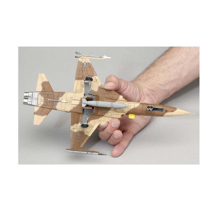 revell-model-set-f-5e-tiger-ii-konstruqtori-photo-4