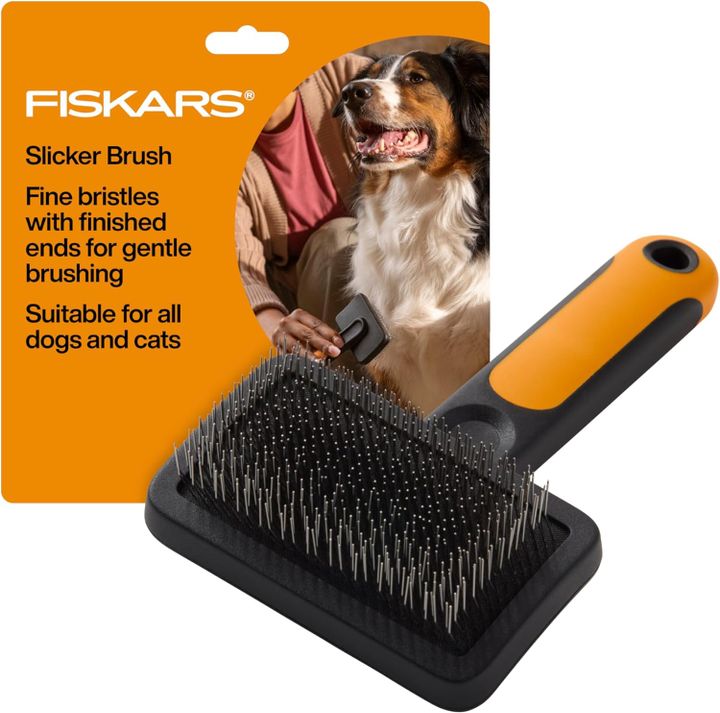 fiskars-pet-wire-brush-26-19l-tskhovelis-mosavleli-jagrisi-photo-2