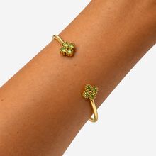 Product image of ტიტანის მოოქროვილი სამაჯური მწვანე ქვით
