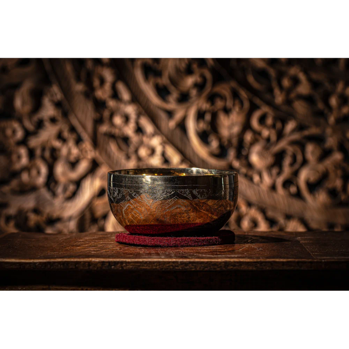 meinl-sb-se-600-singing-bowl-145-155cm-diam-550-650g-special-engraved-momgherali-tasi-photo-2