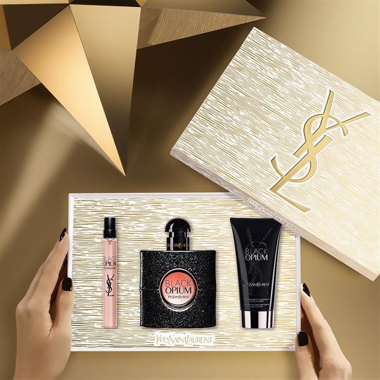 yves-saint-laurent-black-opium-gift-set-sunamos-sasachuqre-nakrebi-photo-3