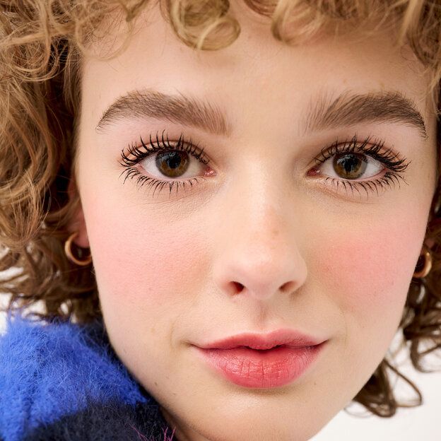 benefit-cosmetics-badgal-bang-tushi-photo-3