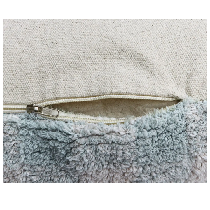 lorena-canals-pouf-vichy-blue-sage-khelnaketi-pufi-photo-4