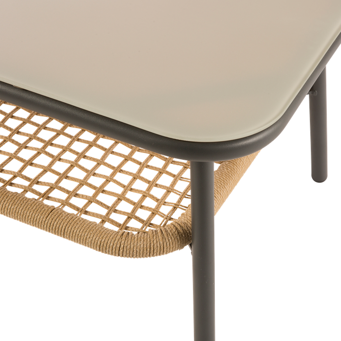 naterial-qavis-magida-photo-3