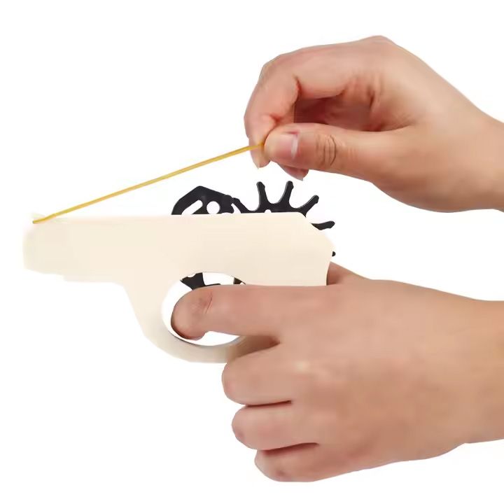 wooden-gun-toy-khis-satamasho-iaraghi-photo-3