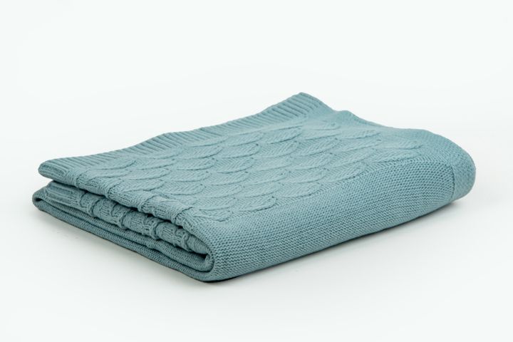 manamo-cloud-knitted-acrylic-blanket-90x100sm-sabavshvo-pledi-photo-2