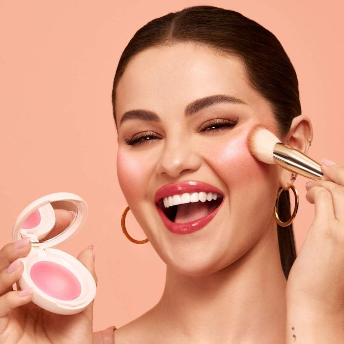 rare-beauty-luminous-powder-blush-happy-blashi-photo-4