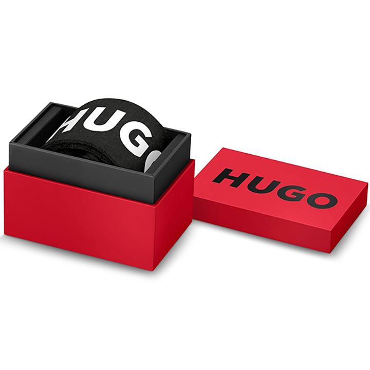 hugo-1530368-mamakatsis-saati-photo-4