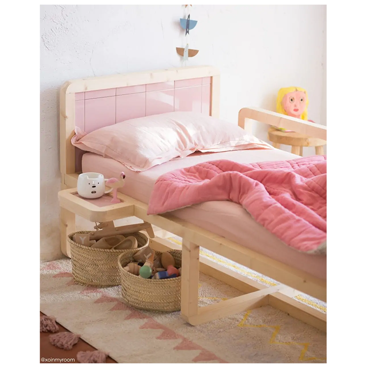 lorena-canals-azteca-vintage-nude-khelnaketi-sabavshvo-khalicha-photo-2