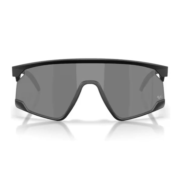 oakley-prizm-black-mirrored-shield-sunglasses-photo-2