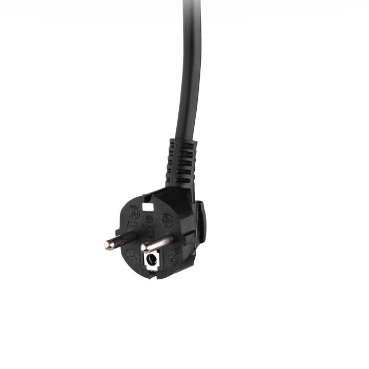 2e-5xschuko-18m-black-denis-gamanatsilebeli-photo-2