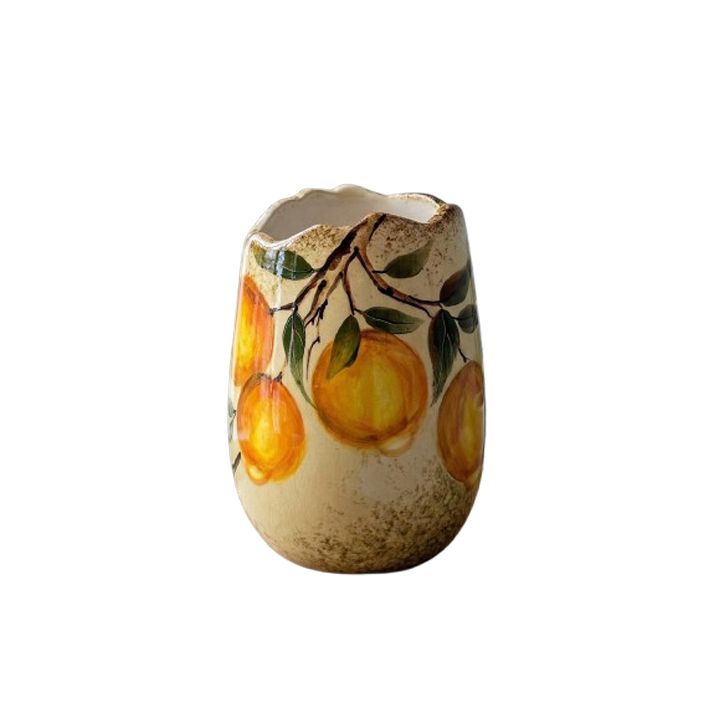 ebra-khelit-mokhatuli-mochiqurebuli-larnaki