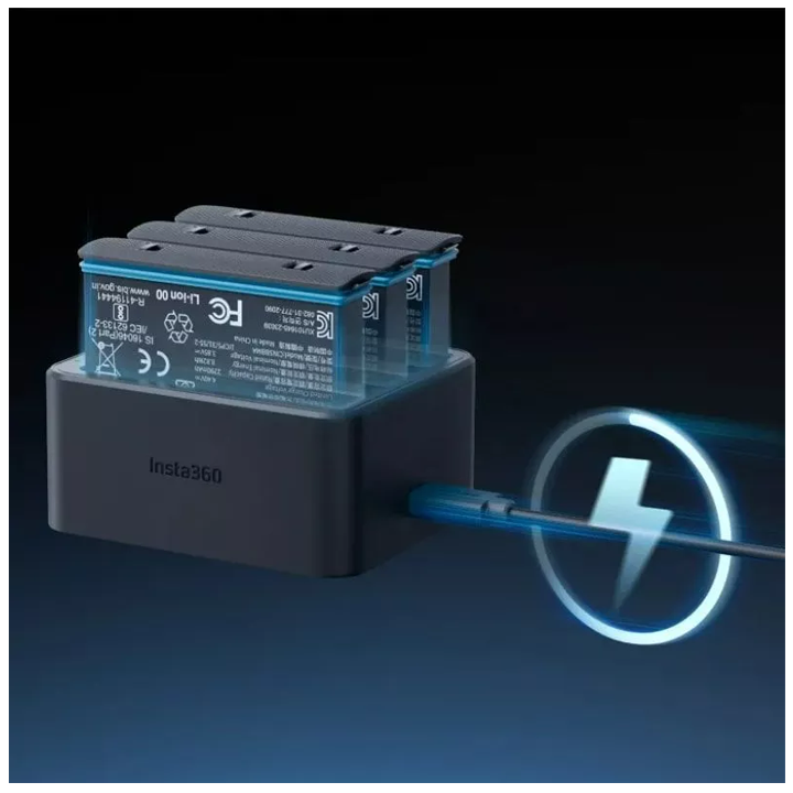 insta360-x4-fast-charge-hub-stsrafi-damteni-photo-3