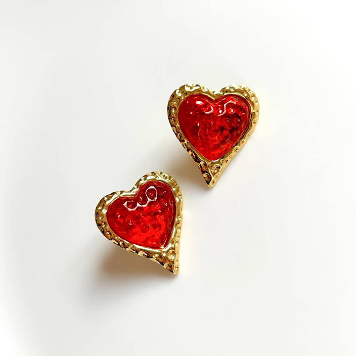 saqure---tsiteli-gulebi