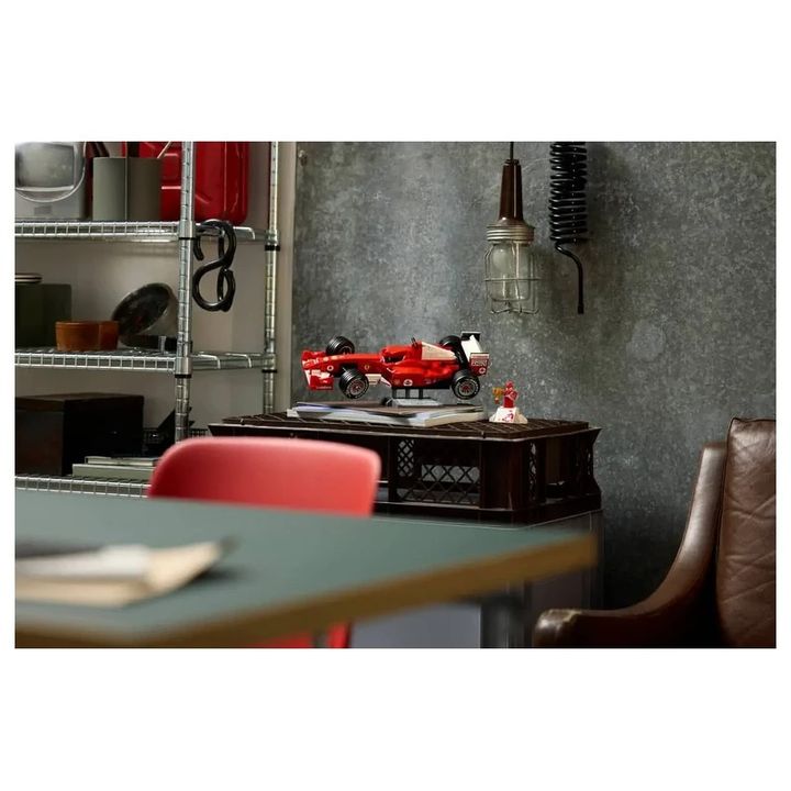 lego-icons-11375-ferrari-f2004-michael-schumacher-735-natsili-konstruqtori-photo-4