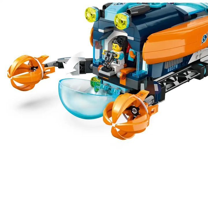 lego-deep-sea-explorer-submarine-zghvis-sabmarini-photo-3